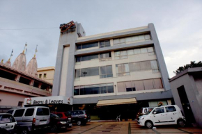 Гостиница Hotel Platinum Inn  Ахмедабад